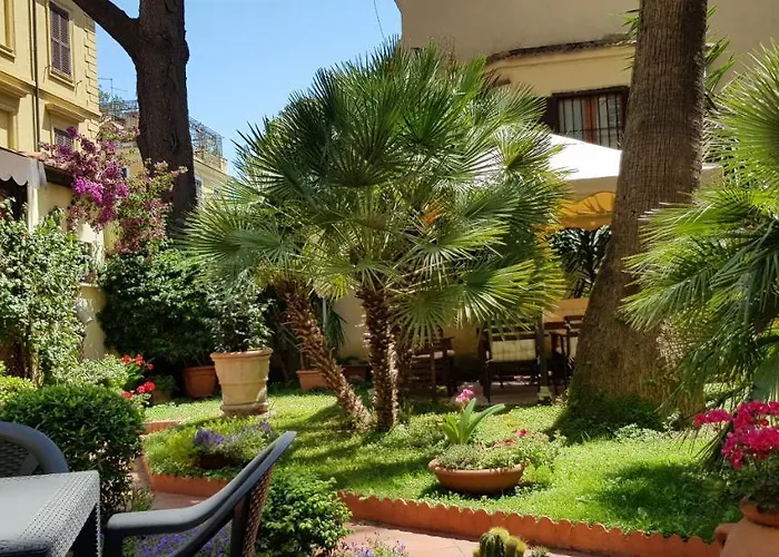 Green Hotel 2* רומא
