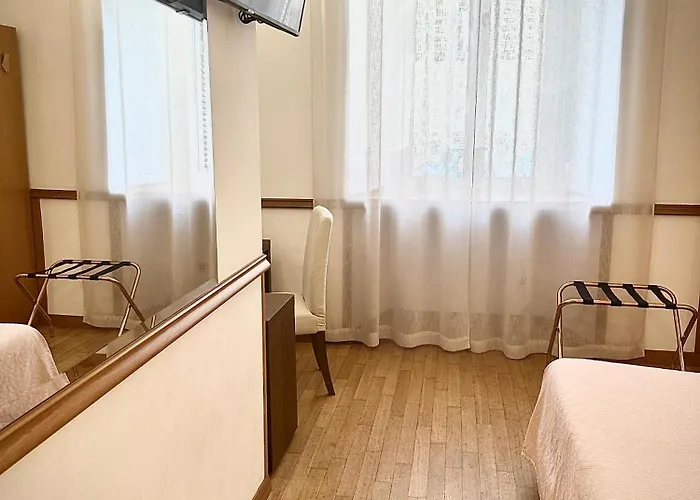 מלון Green Hotel
